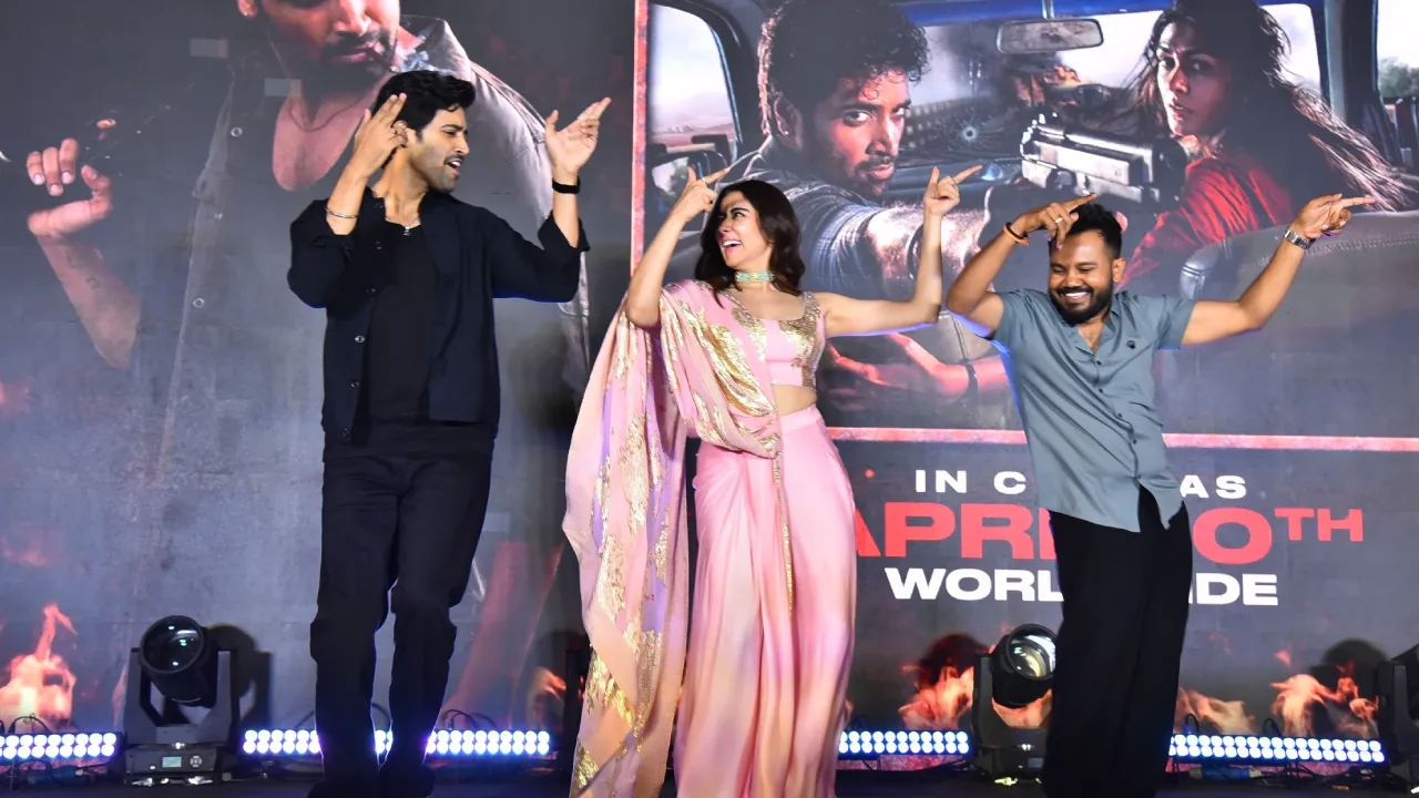 Adivi Sesh Mrunal Thakur Dacoit Pre Release Event