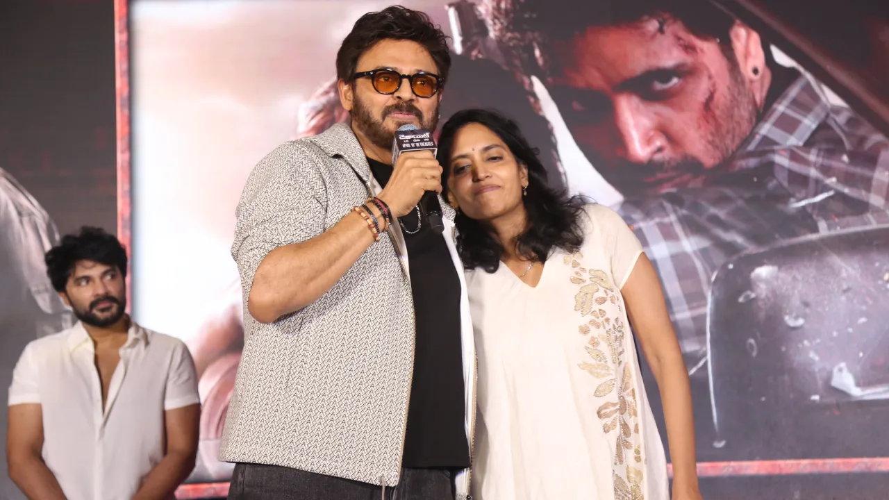 Adivi Sesh Mrunal Thakur Dacoit Pre Release Event