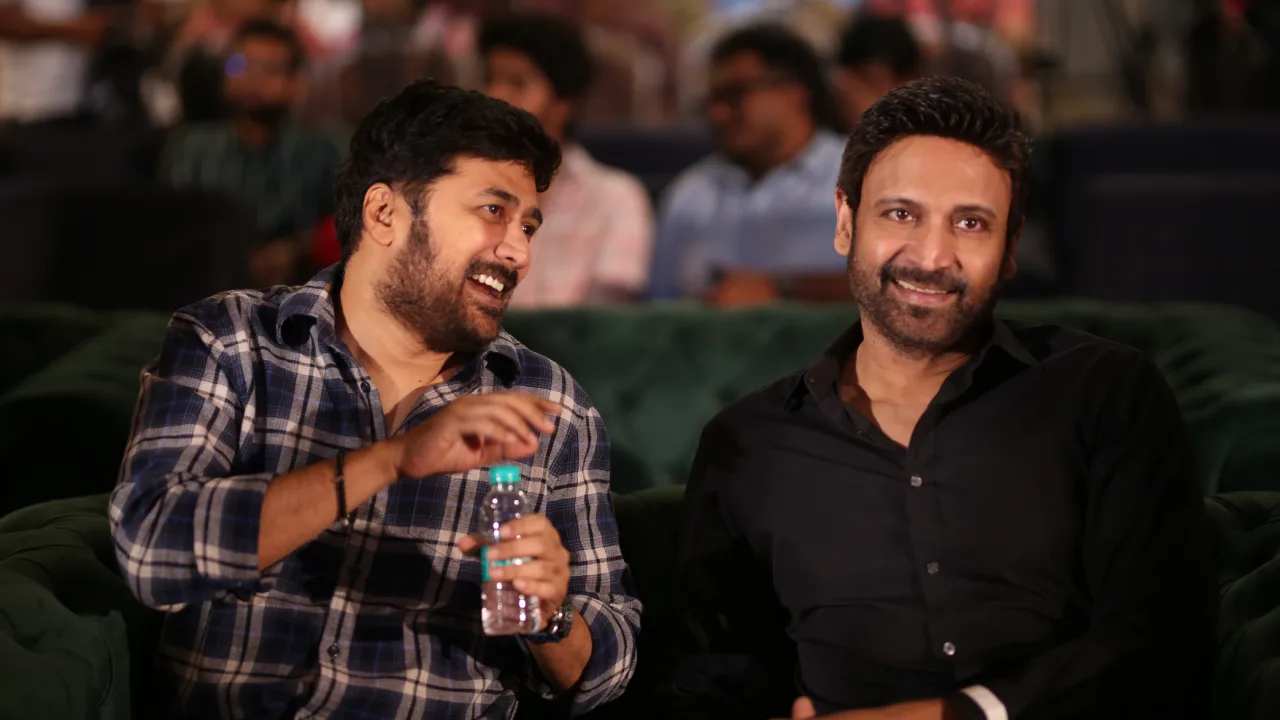 Adivi Sesh Mrunal Thakur Dacoit Pre Release Event