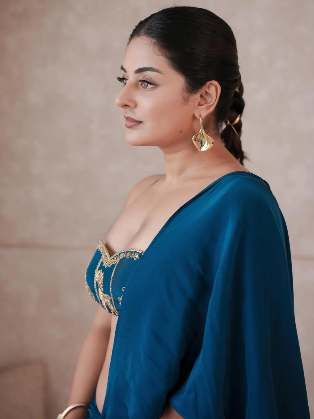 Drishyam esther anil latest photos