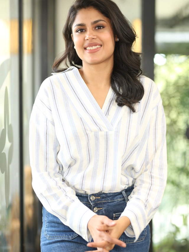 Faria Abdullah Stylish Looks