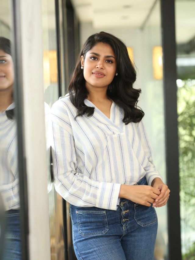 Faria Abdullah Stylish Looks