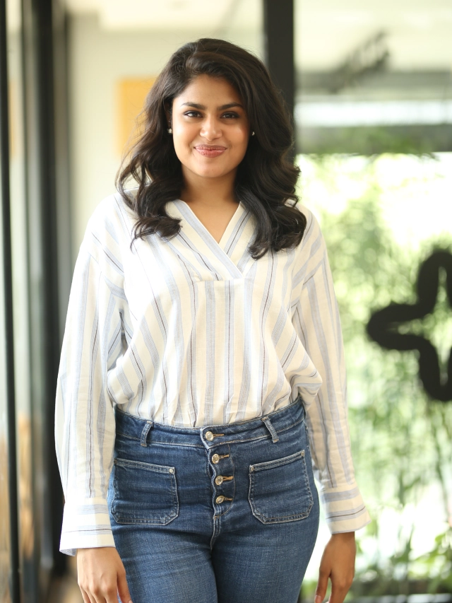 Faria Abdullah Stylish Looks