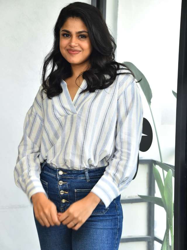 Faria Abdullah Stylish Looks