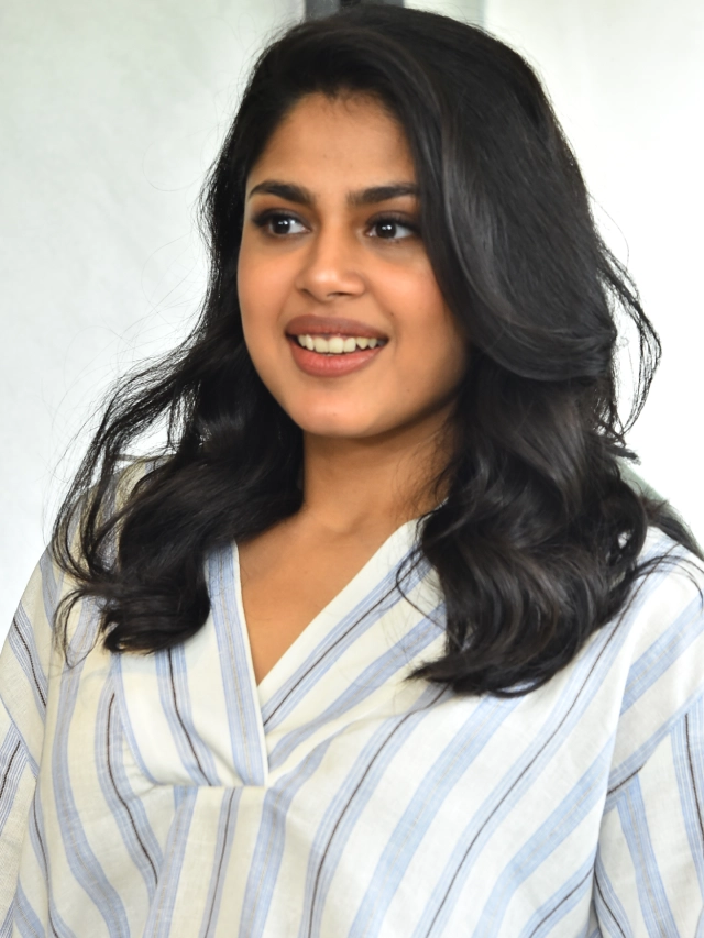 Faria Abdullah Stylish Looks