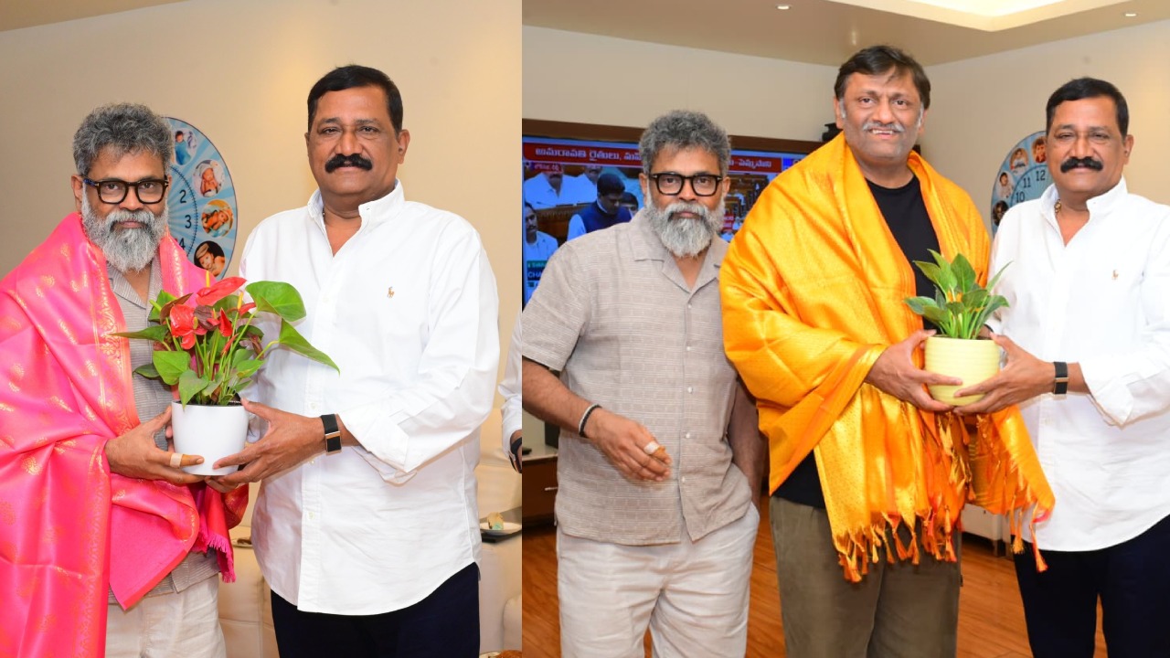 Director Sukumar : గంట శ్రీనివాస రావుని కలిసిన డైరెక్టర్ సుకుమార్.. ఫొటోలు..