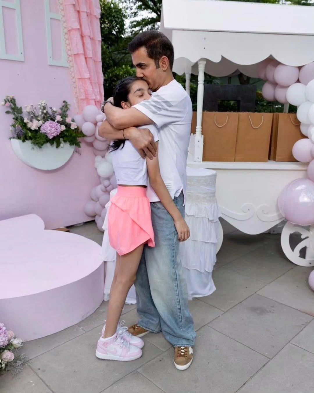 Gautam Gambhir Daughter Anaiza Birthday Celebrations