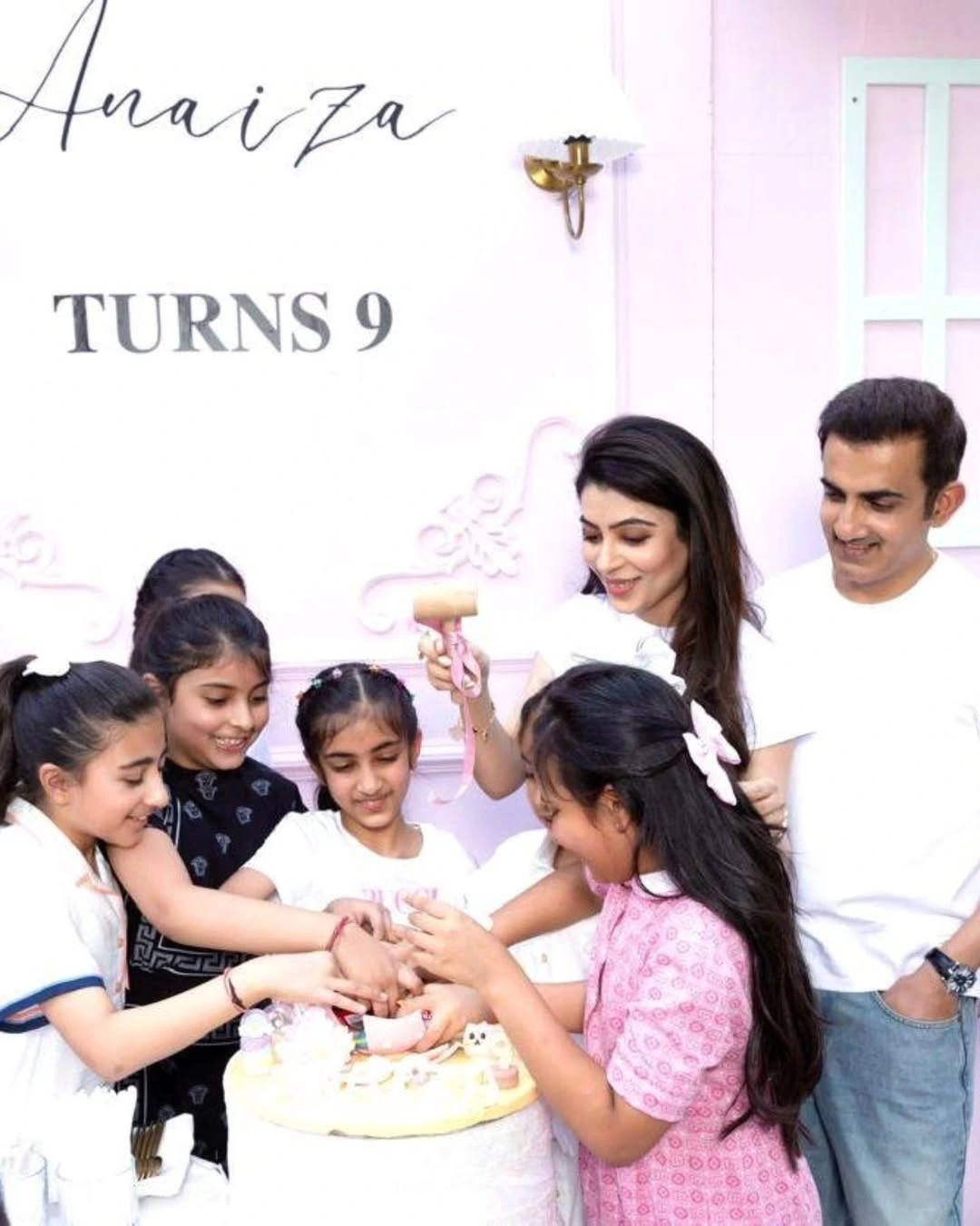Gautam Gambhir Daughter Anaiza Birthday Celebrations