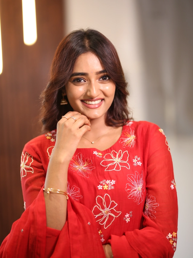 Hrithika Srinivas Cute Looks