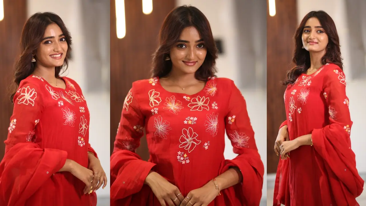 Hrithika Srinivas Cute Looks