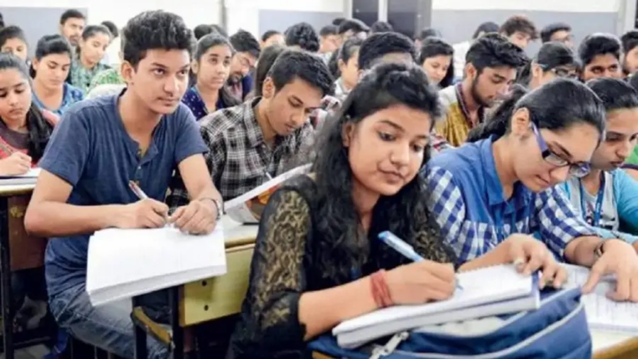 AP Inter Supply Exam 2026 : AP సప్లిమెంటరీ ఎగ్జామ్ తేదీలు విడుదల.. పూర్తి షెడ్యూల్ ఇదిగో