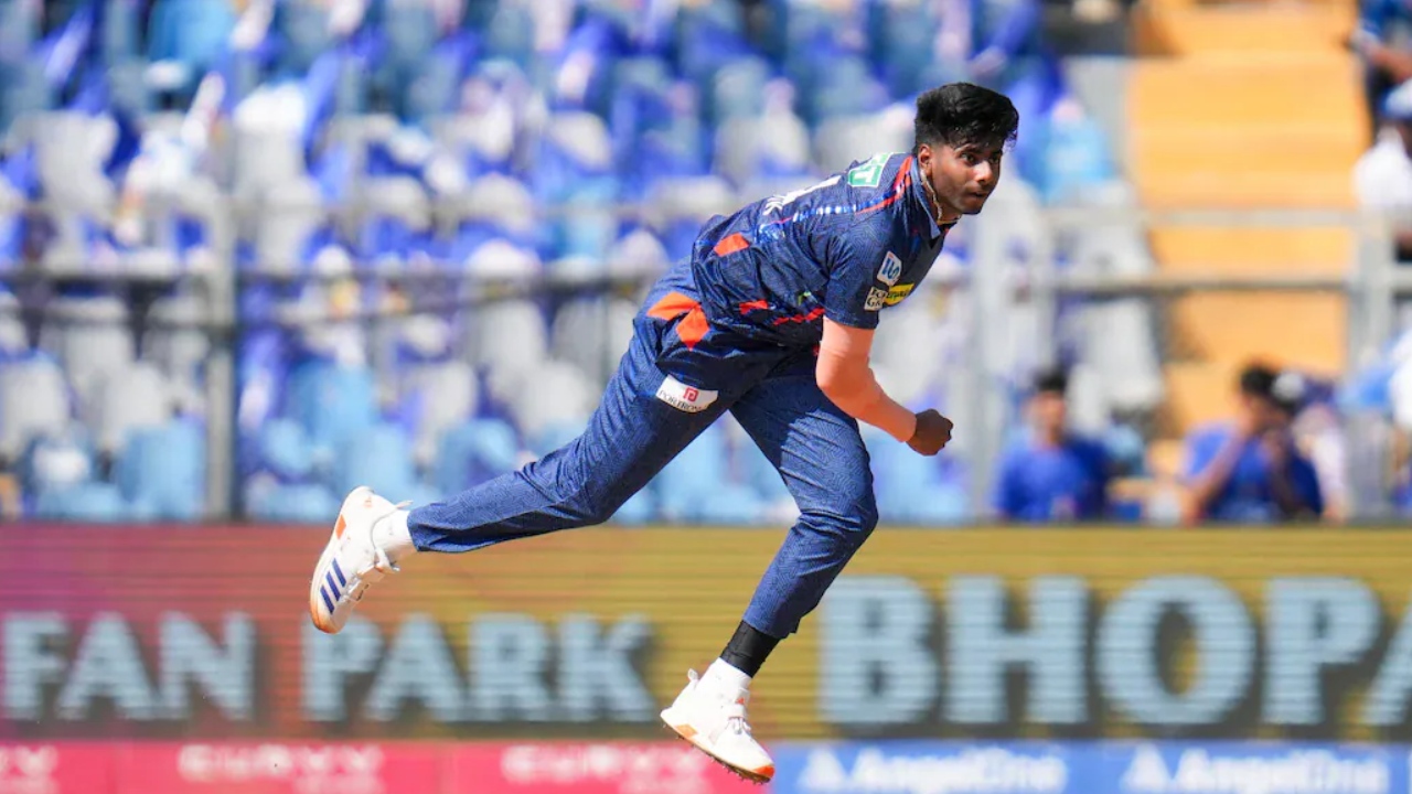 RCB vs LSG : ల‌క్నో సూప‌ర్ జెయింట్స్ మాస్ట‌ర్ ఫ్లాన్.. కోహ్లీని దెబ్బ‌కొట్టేందుకేనా?