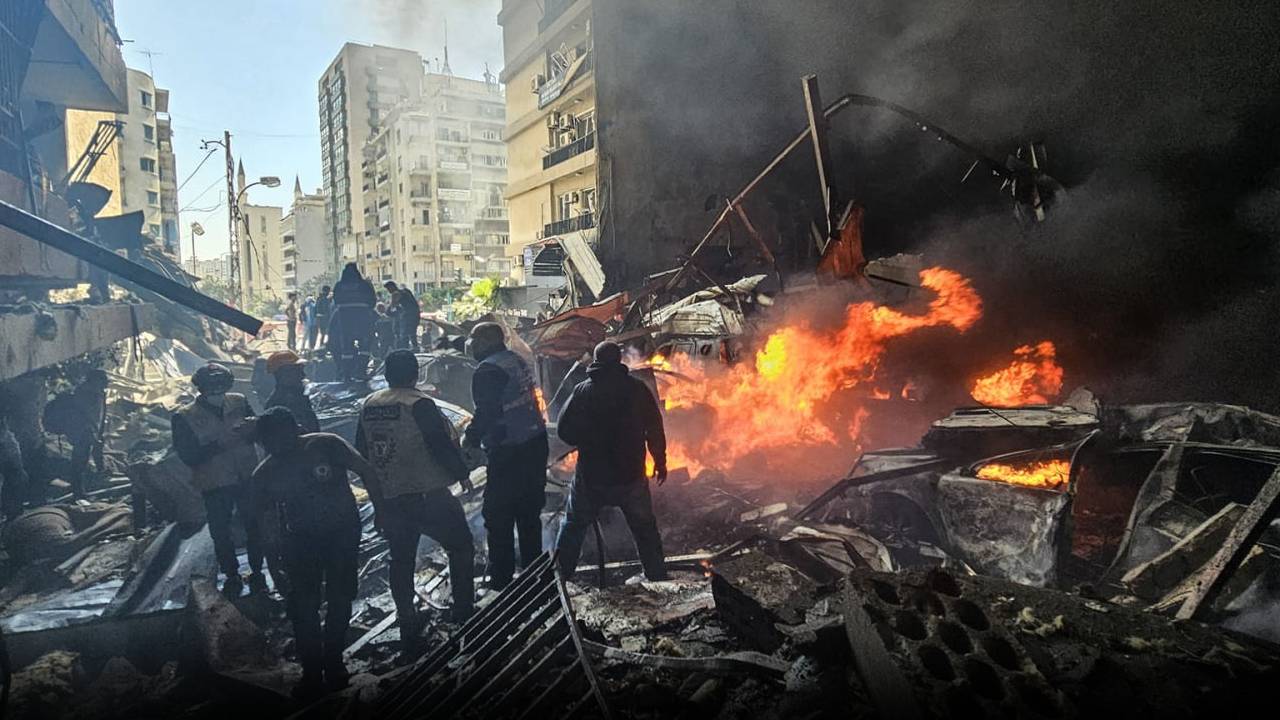 Iran-Israel war : ఇజ్రాయెల్ చర్యలతో మళ్లీ పెరుగుతున్న టెన్షన్.. హర్మూజ్‌ జలసంధిపై ఇరాన్ కీలక ప్రకటన! ట్రంప్ వార్నింగ్..