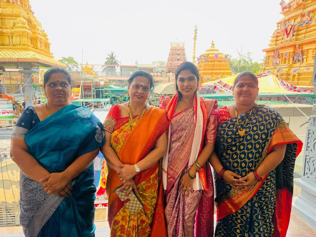 Jabardasth actress SatyaSri at Vadapalli Venkateswara Swamy Temple