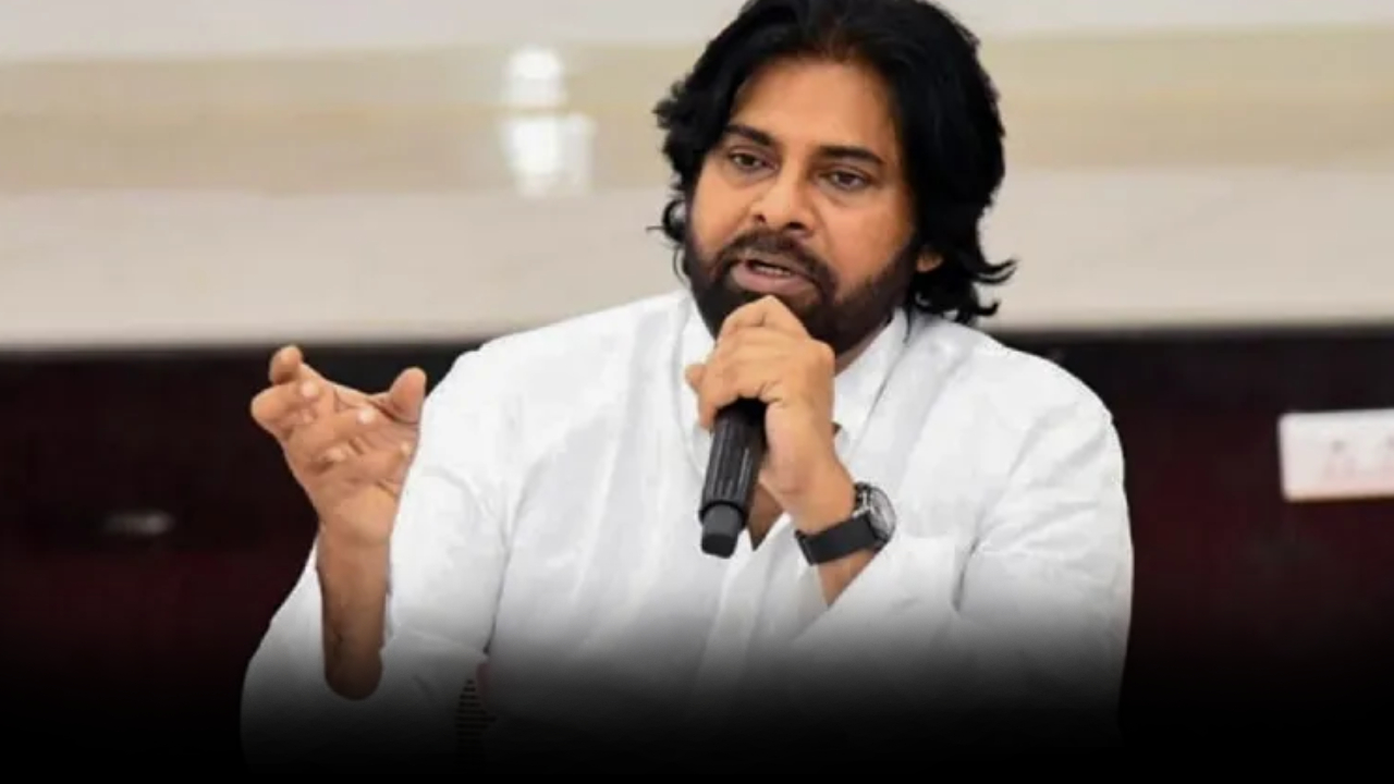 Janasena Party : పవన్ కల్యాణ్ కీలక నిర్ణయం.. కేరళలో జనసేన పార్టీ విస్తరణకు సమాలోచనలు..