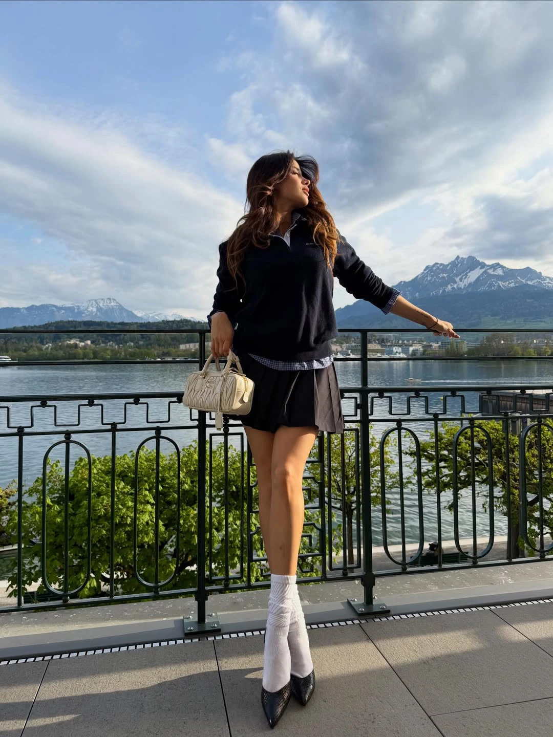 Janhvi Kapoor Enjoying Vacation in Switzerland