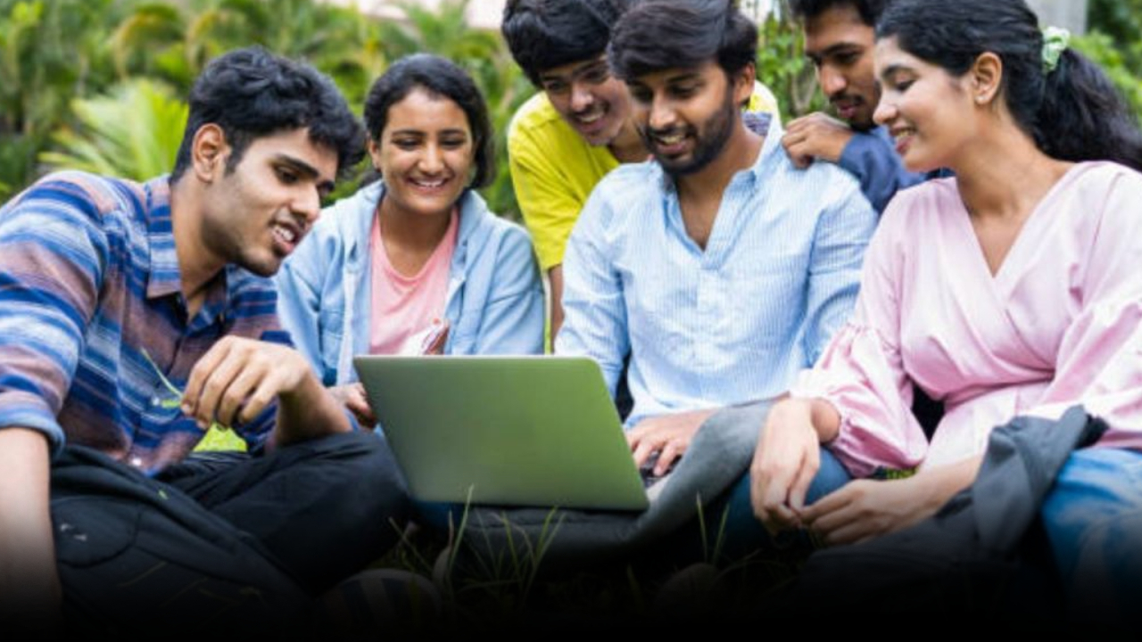 Job Notification : డిగ్రీ కంప్లీటైన వారికి భారీ శుభవార్త.. రూ.41వేలకుపైగా జీతం.. 180 పోస్టులు.. దరఖాస్తుకు కొద్దిరోజులే సమయం..