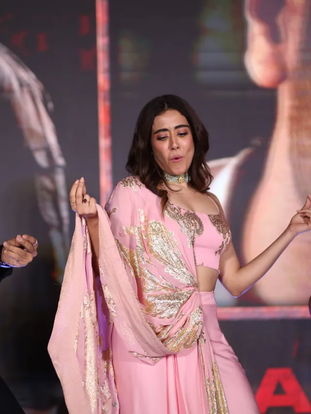 Jonita Gandhi Shines in Dacoit Pre Release Event