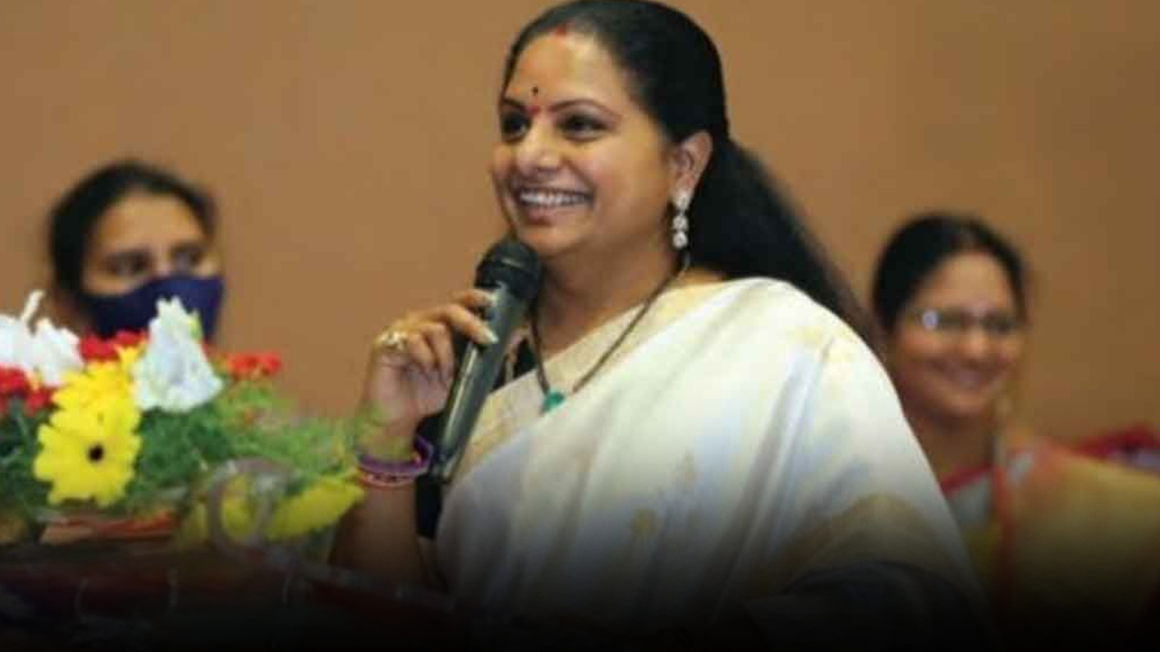 Kavitha New Party: కవిత కొత్త పార్టీ పేరు ఇదే.. జెండా గుర్తులు ఇవే.. సీఎం అయ్యి తీరుతా అంటూ..