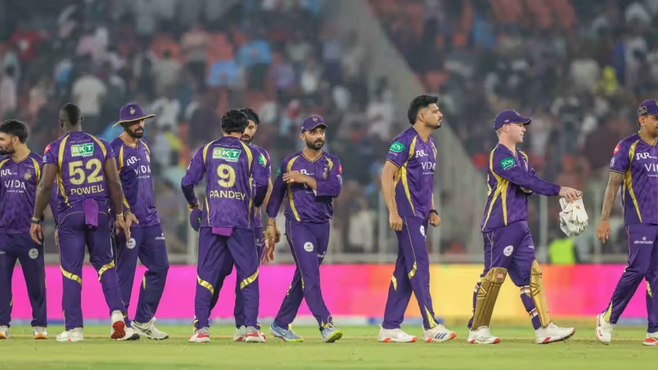 Kolkata Knight Riders : వ‌రుస ఓట‌ములు.. కేకేఆర్ హెడ్ కోచ్ ప‌ద‌వి నుంచి అభిషేక్ నాయ‌ర్‌కు ఉద్వాస‌న! కెవిన్ పీట‌ర్స‌న్ సంచ‌ల‌న వ్యాఖ్య‌లు