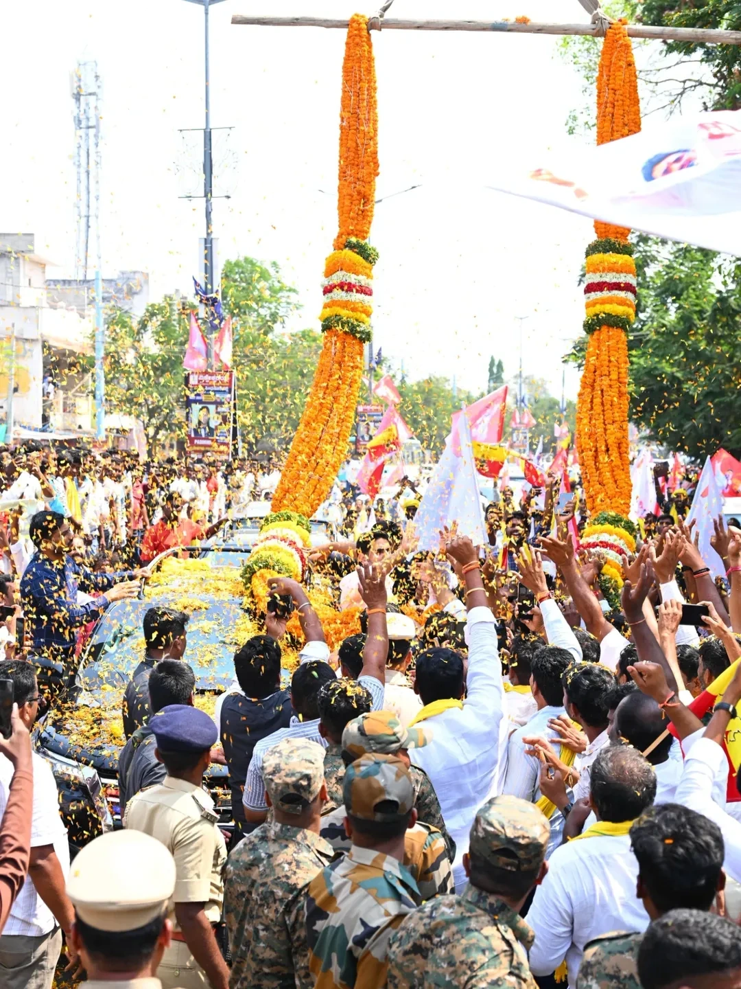 Nara Lokesh Inaugurated NTR Statue in Karnataka