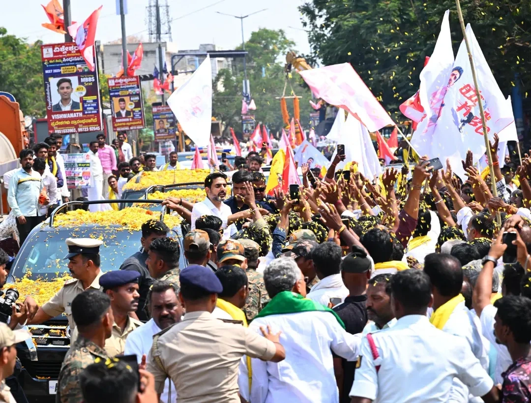 Nara Lokesh Inaugurated NTR Statue in Karnataka