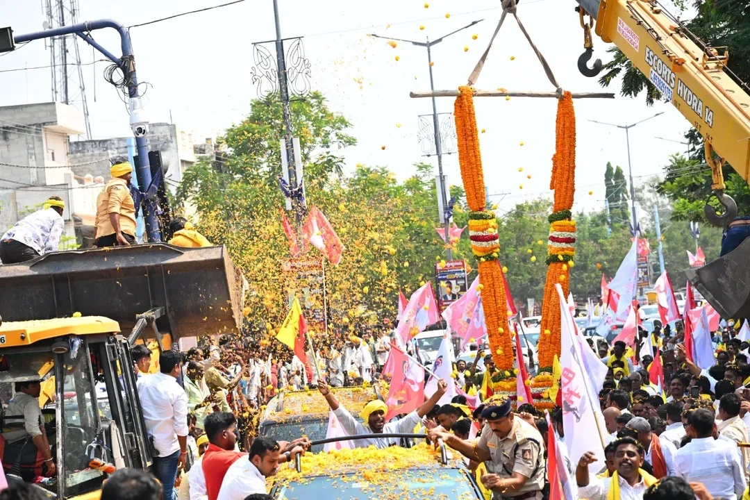 Nara Lokesh Inaugurated NTR Statue in Karnataka