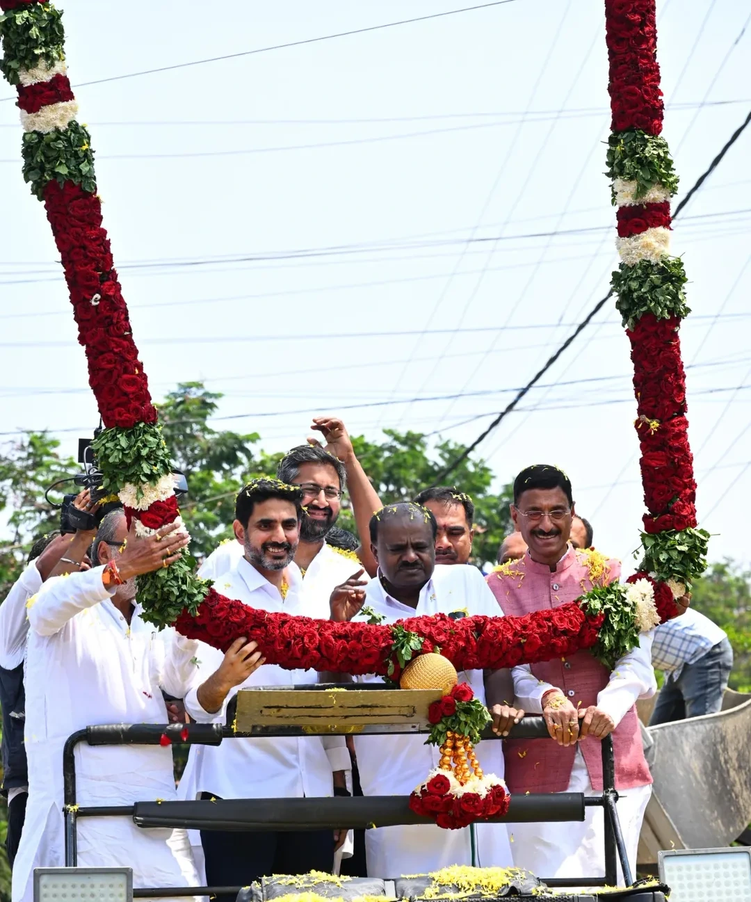 Nara Lokesh Inaugurated NTR Statue in Karnataka