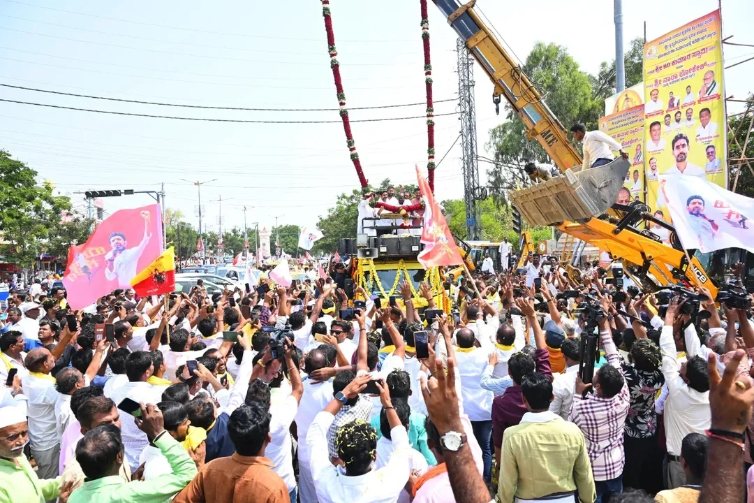 Nara Lokesh Inaugurated NTR Statue in Karnataka