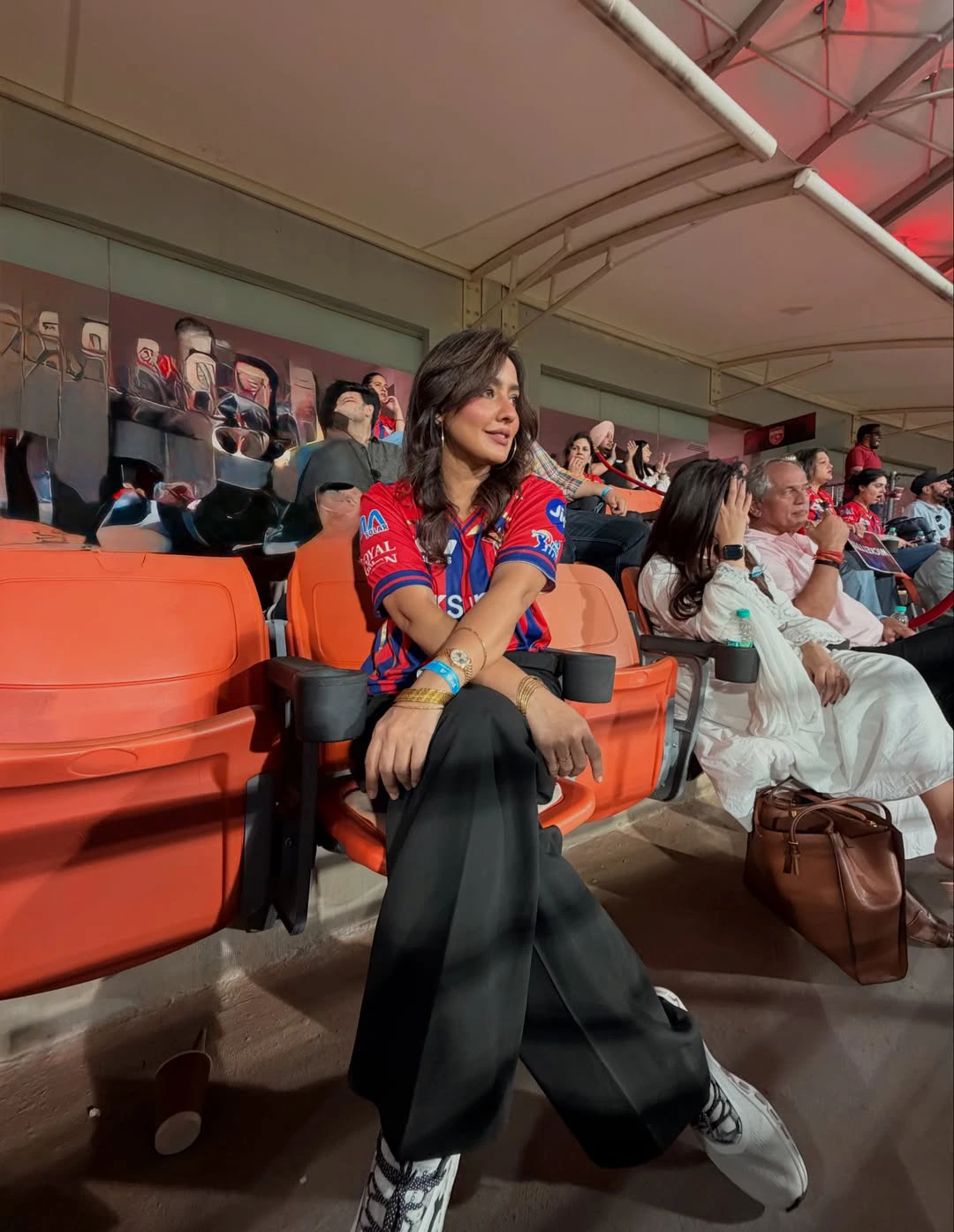 Neha Sharma Supports to Punjab Kings