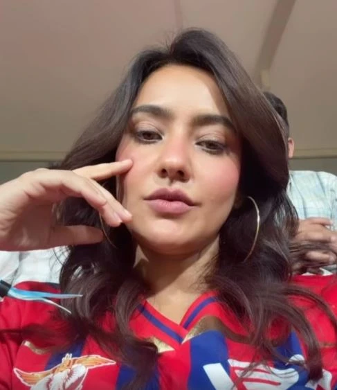 Neha Sharma Supports to Punjab Kings