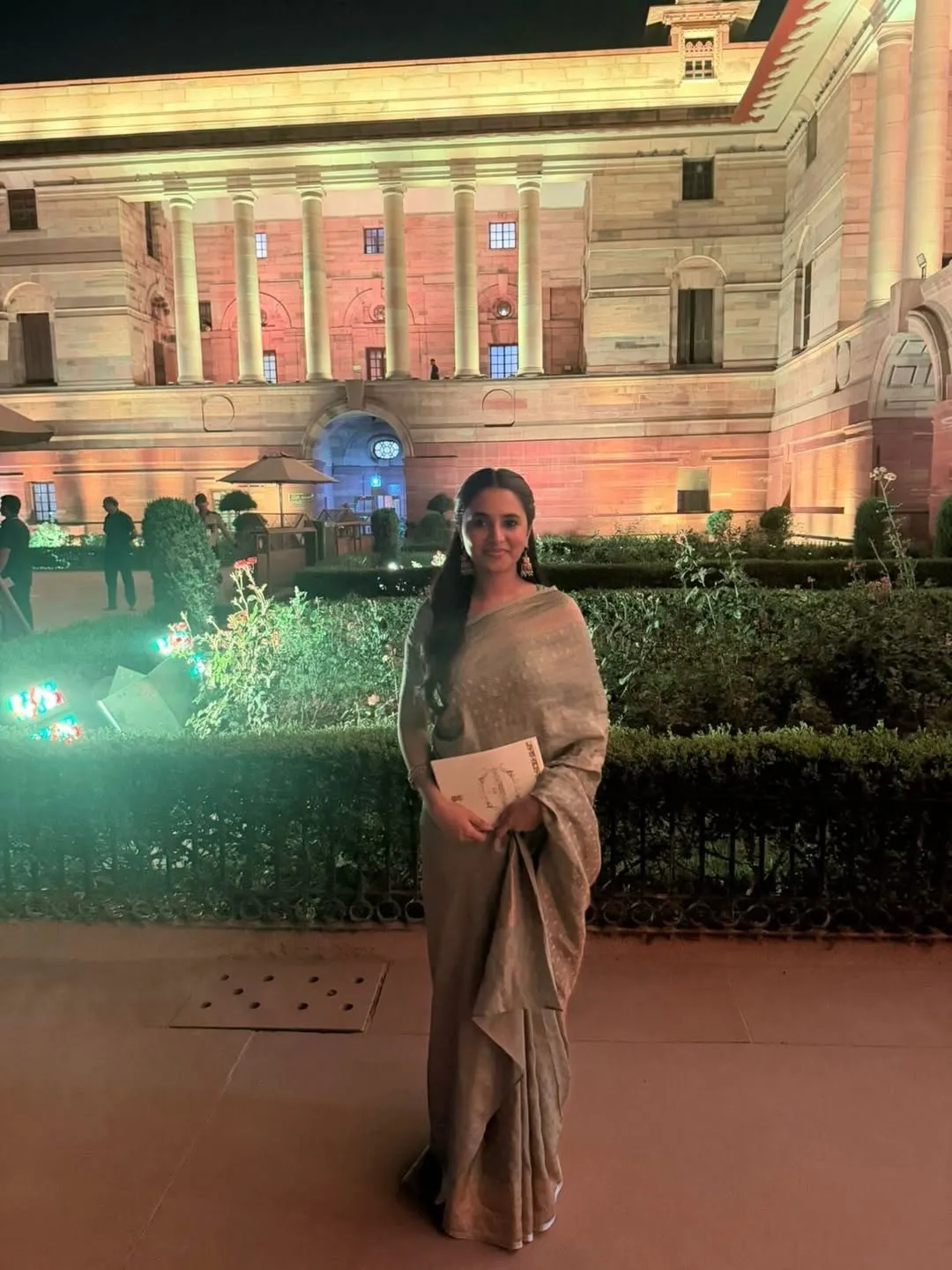 Priyanka Mohan Visits Rashtrapati Bhavan