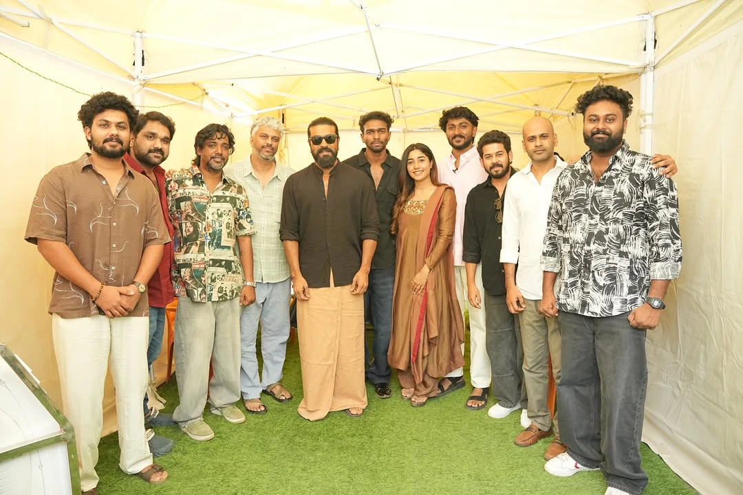 Ram Charan Meets Vaazha 2 Movie Team
