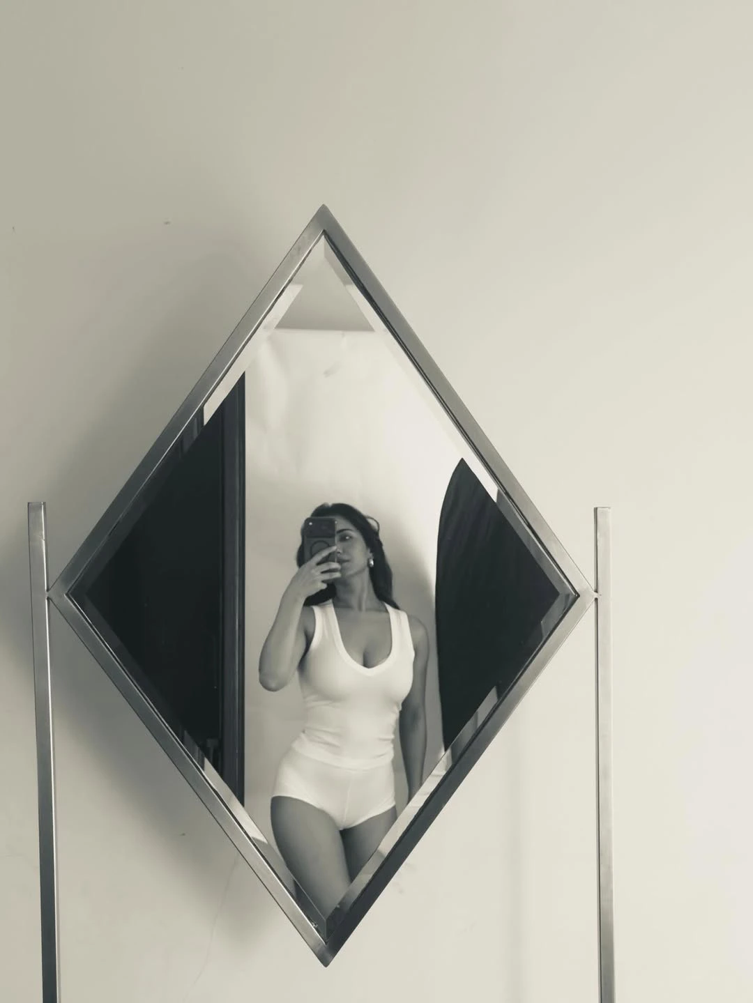 Ruhani Sharma Ravish Looks