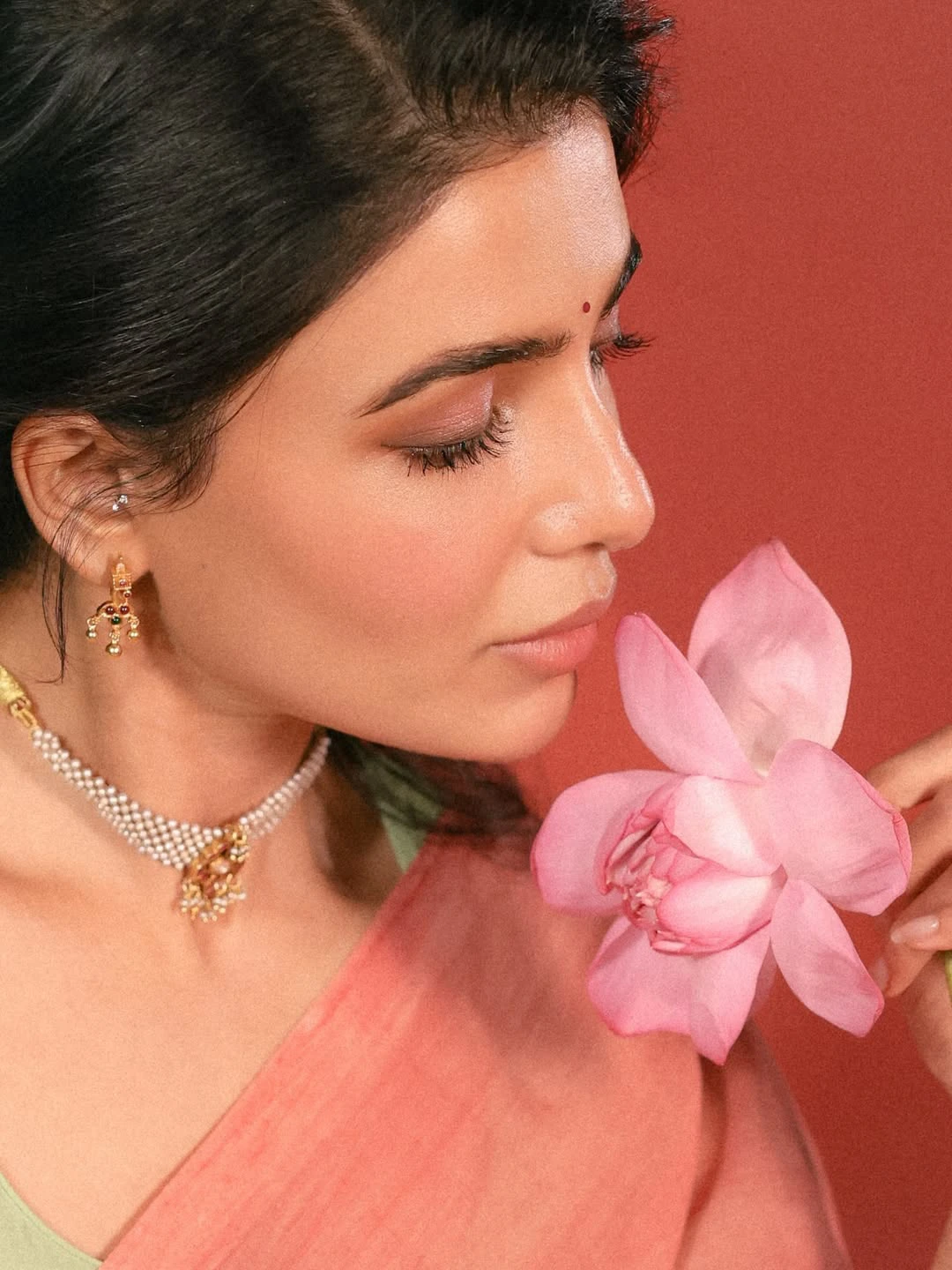 Samantha Turned as Bapu Bomma