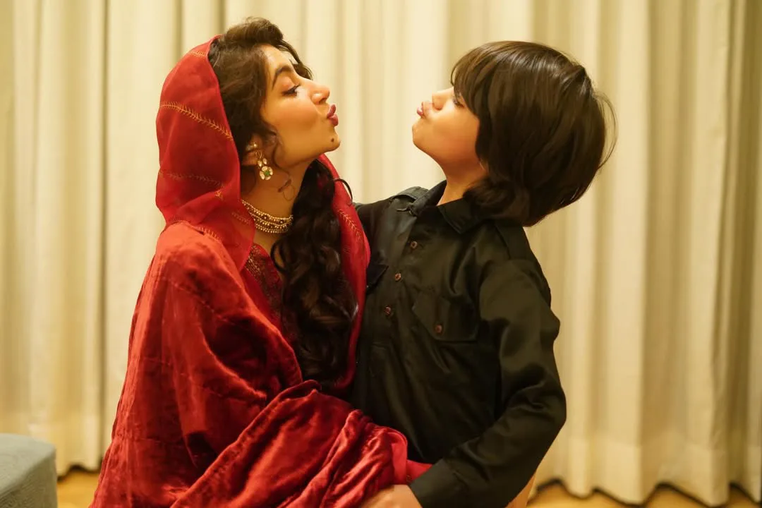 Sara Arjun shares special photos from Dhurandhar 2 movie