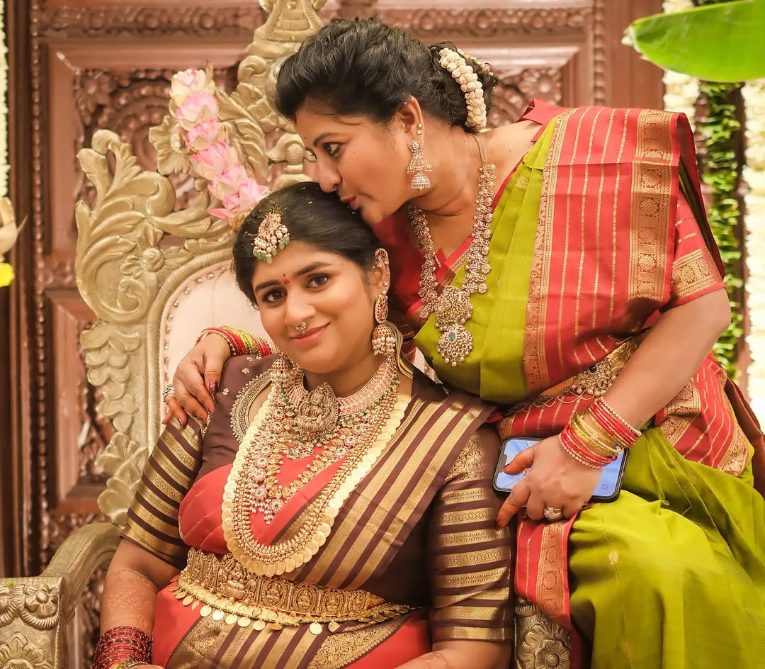 Singer Raghu Kunche daughter Raga Kunche baby shower ceremony photos