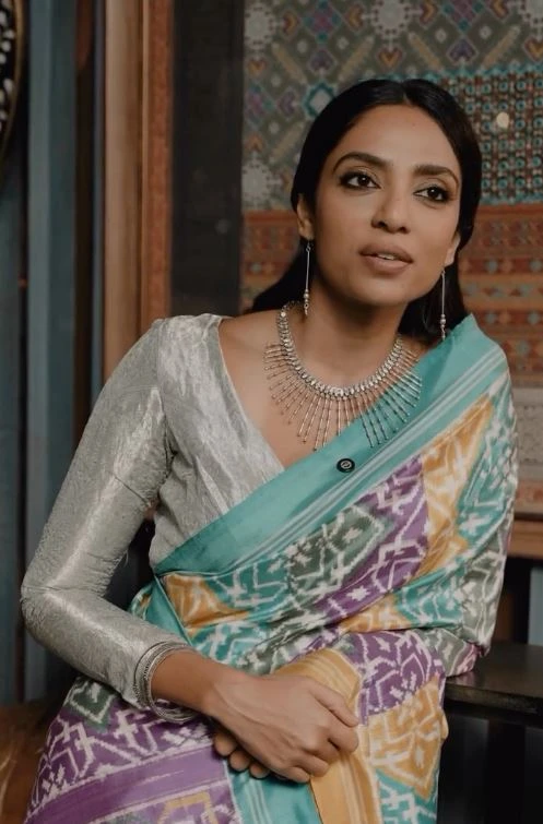 Sobhita Dhulipala Cute Looks in Saree