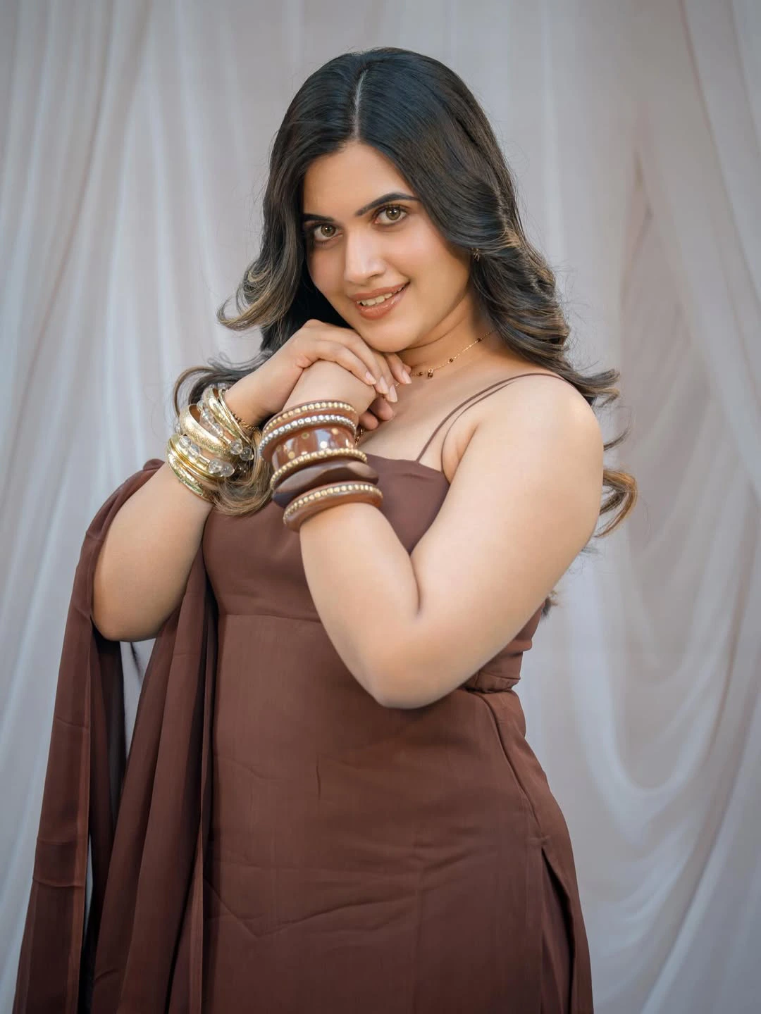 Sravanthi Chokarapu Cute Photos