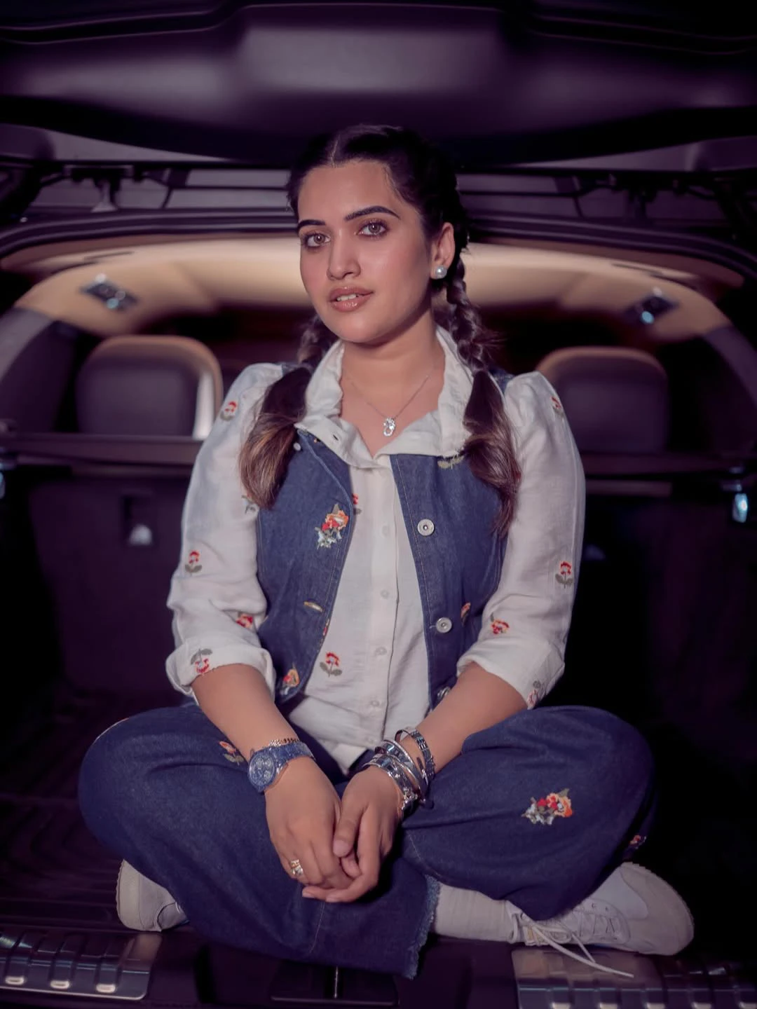 Sravanthi Chokarapu Stylish Looks