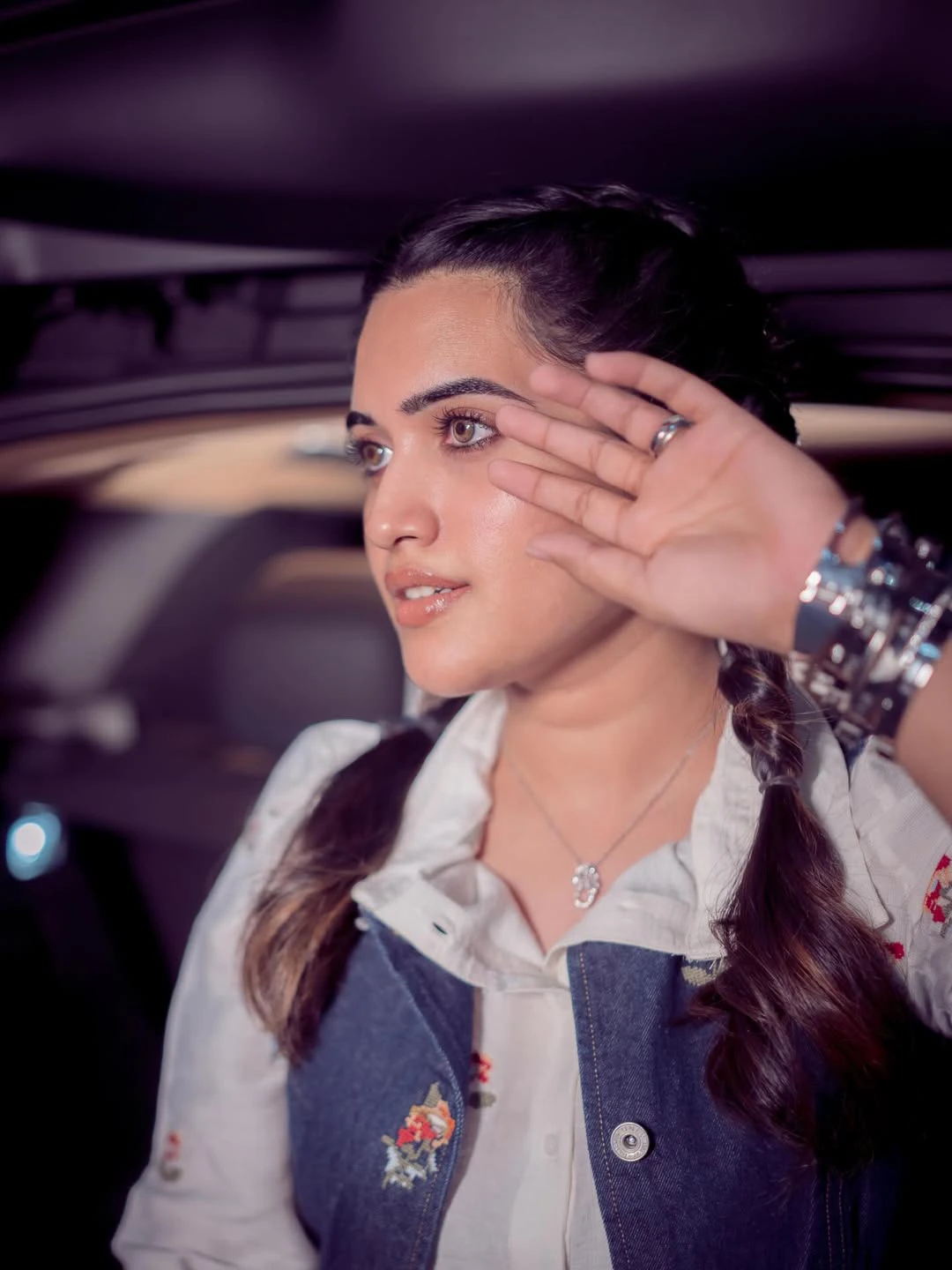 Sravanthi Chokarapu Stylish Looks