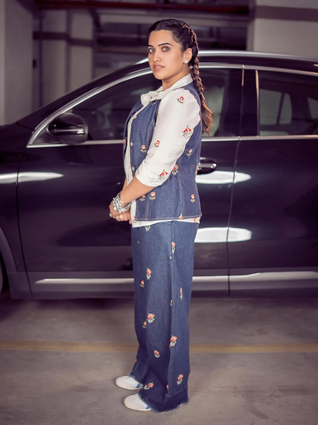 Sravanthi Chokarapu Stylish Looks