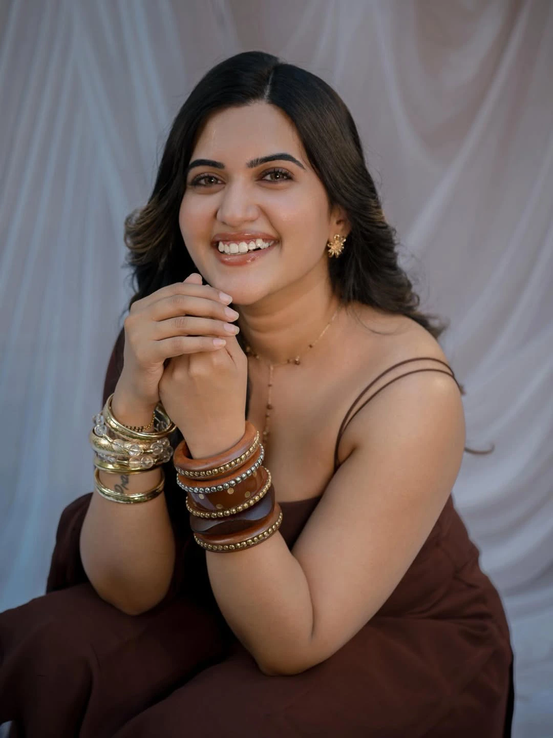 Sravanthi Chokarapu Cute Photos