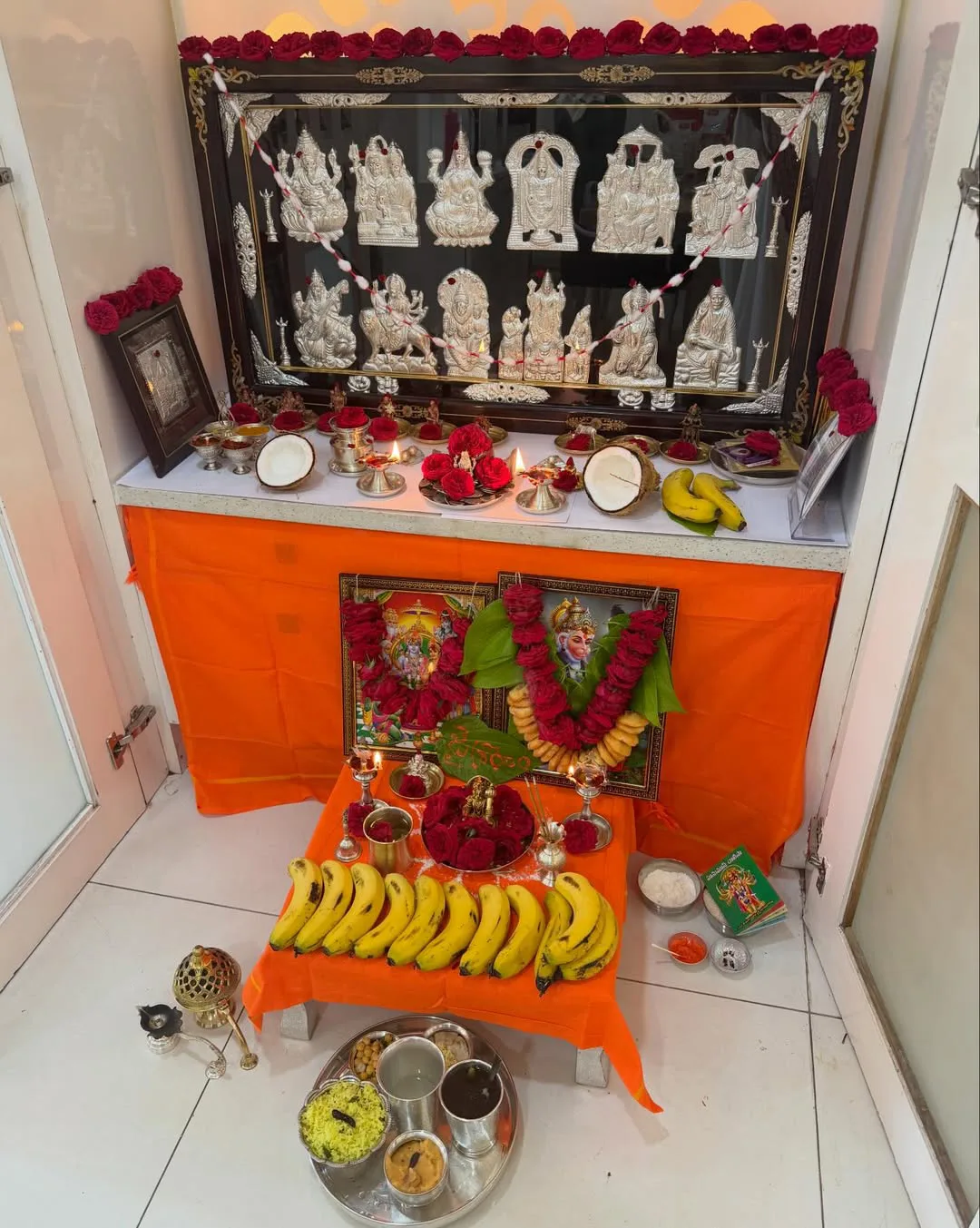 Sravanthi chokkarapu hanuman jayanthi special photos