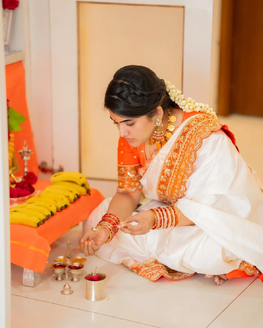 Sravanthi chokkarapu hanuman jayanthi special photos