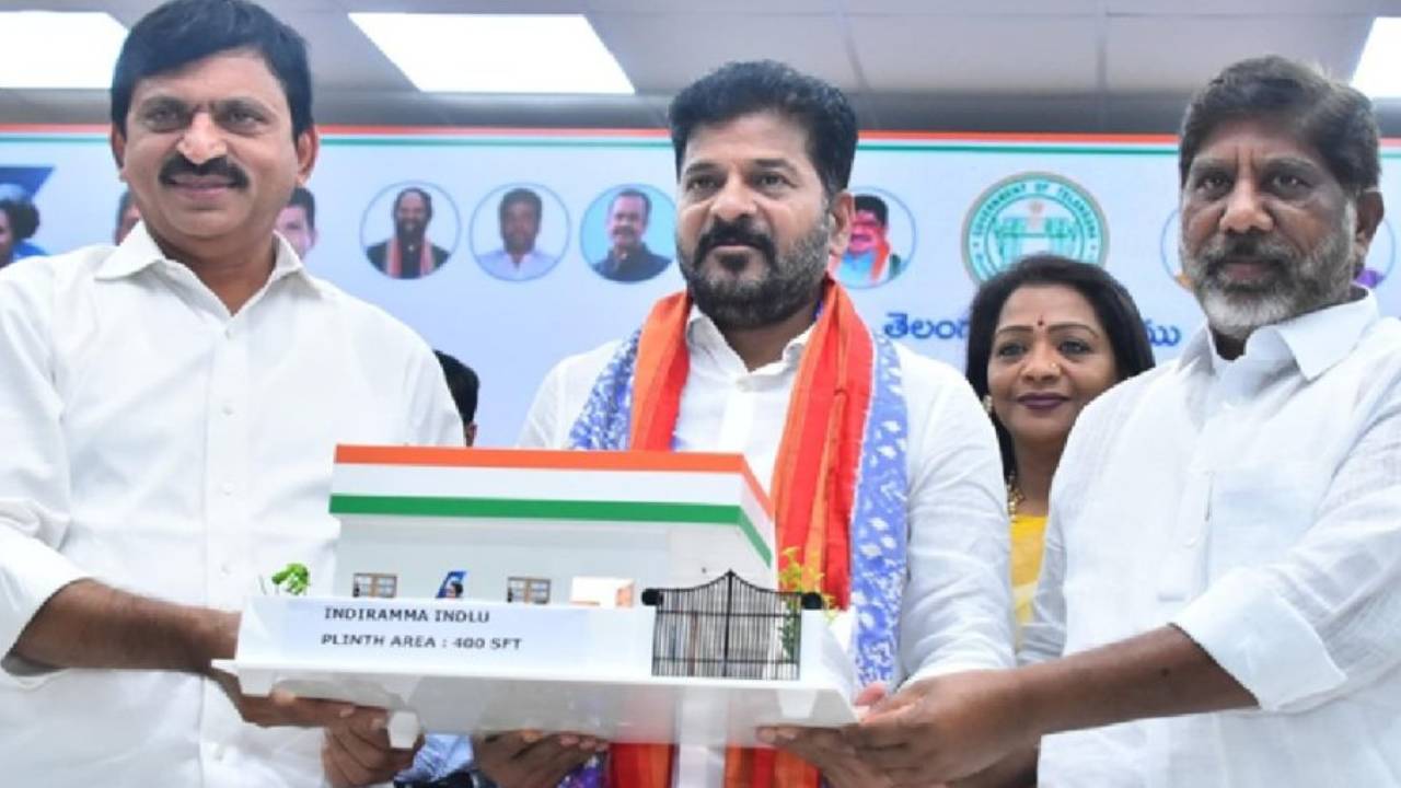 Telangana Govt : తెలంగాణ సర్కార్ మరో కీలక నిర్ణయం.. ఇక వారందరికీ సొంత ఇళ్లు రాబోతున్నాయ్.. హైదరాబాద్‌సహా ఆ జిల్లాల్లో కేటాయింపులు..