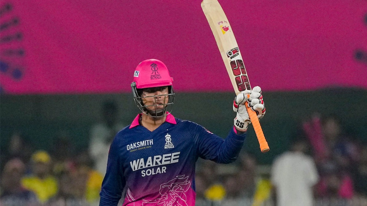 Vaibhav Sooryavanshi : సెంచరీ బాదిన వేళ సంచలన ఆరోపణలు.. ‘సూర్యవంశీ బుర్రలో AI చిప్.. డోపింగ్ టెస్ట్ చేయాల్సిందే.. బ్యాటులో కూడా’