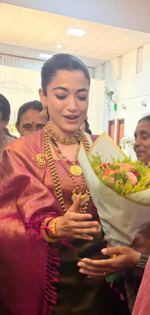 Vijay Deverakonda Rashmika Mandanna Reception in Karnataka