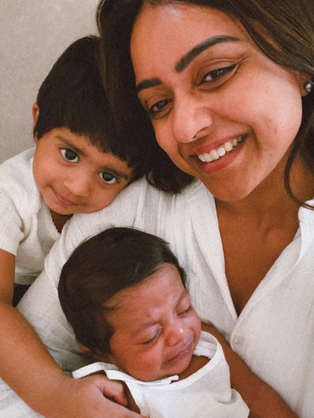 Vithika Sheru Shares Cute Photos with her Sister Children