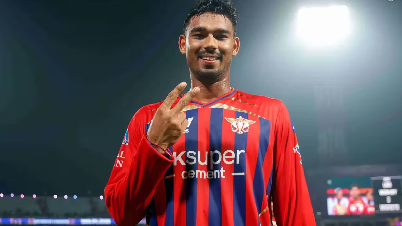 Mukul Choudhary : కేకేఆర్ పై సిక్స‌ర్ల‌ సునామీ.. ఎవ‌రీ ముకుల్ చౌద‌రి.. వేలంలో కోట్ల వ‌ర్షం కురిపించిన ల‌క్నో..